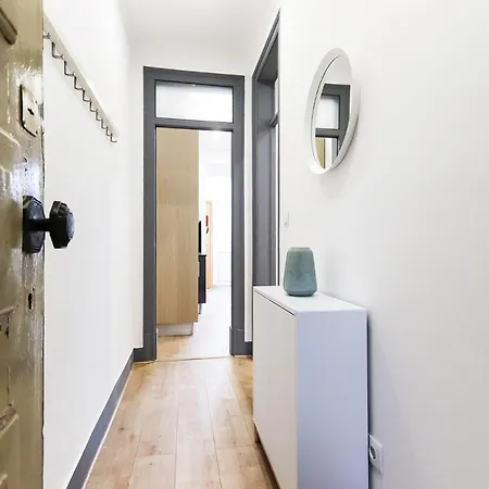 Typical By Homing * Lisboa