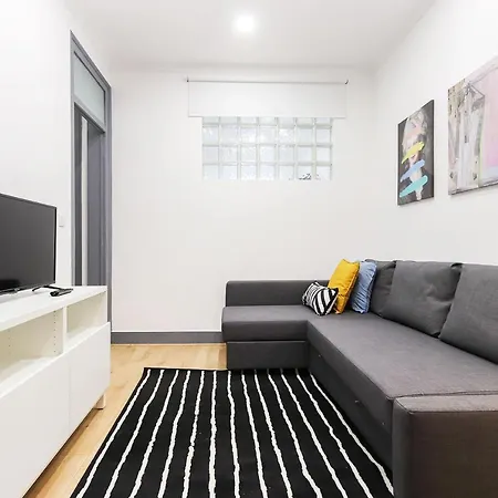 Typical By Homing Apartamento